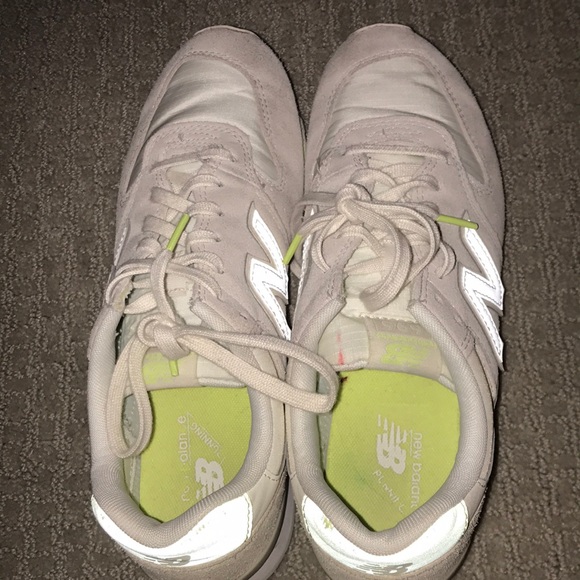 new balance 490 classic yellow